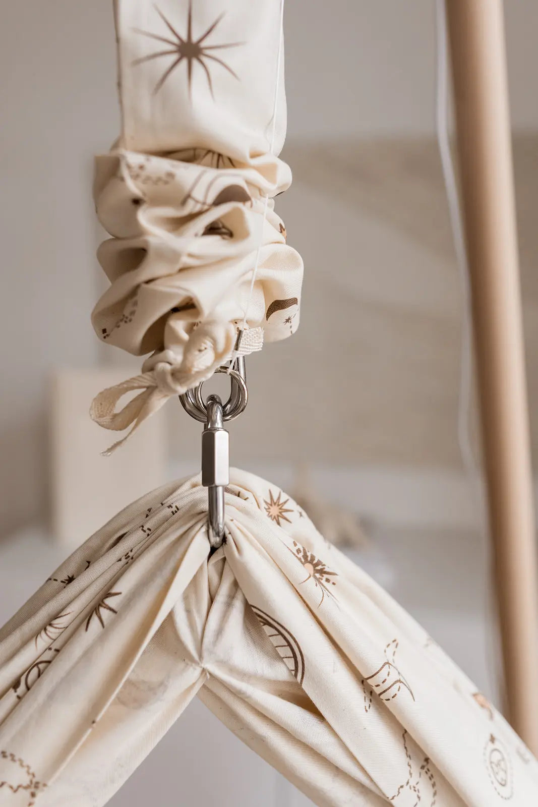 Baby Hammock with motor and frame for your baby